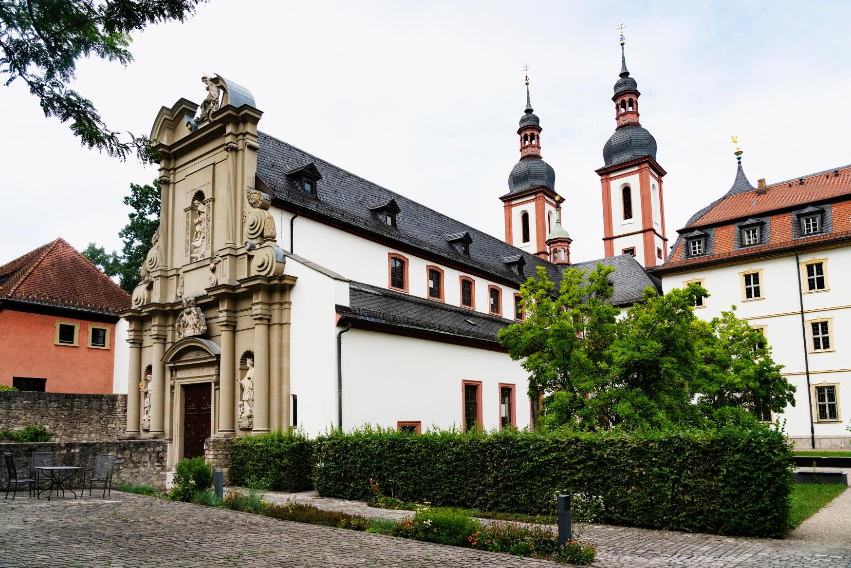 Kloster Oberzell: Die Klosterkirche St. Michael