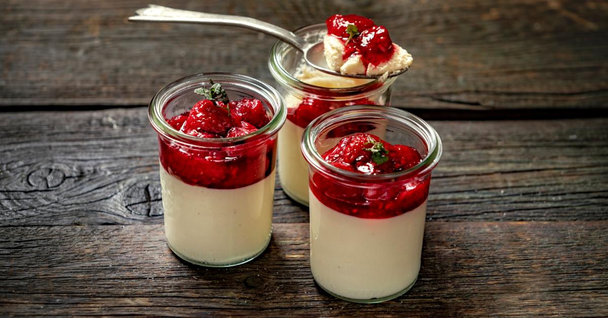 Recipe for Bavarian Creme with raspberries