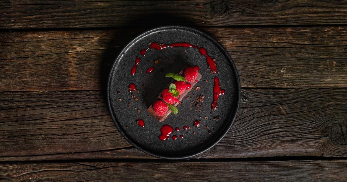 Recipe for Chocolate mountain pepper tartlet with raspberries